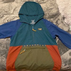 LL Bean women’s medium Anorak Multicolor pullover rain jacket